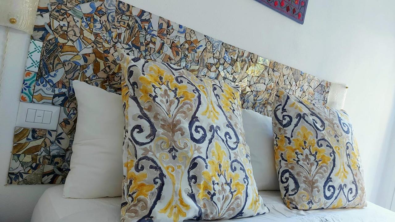 Vfh Villa Flavia Eco B&B - 50 Metri Dal Mare Санта-Флавія Екстер'єр фото