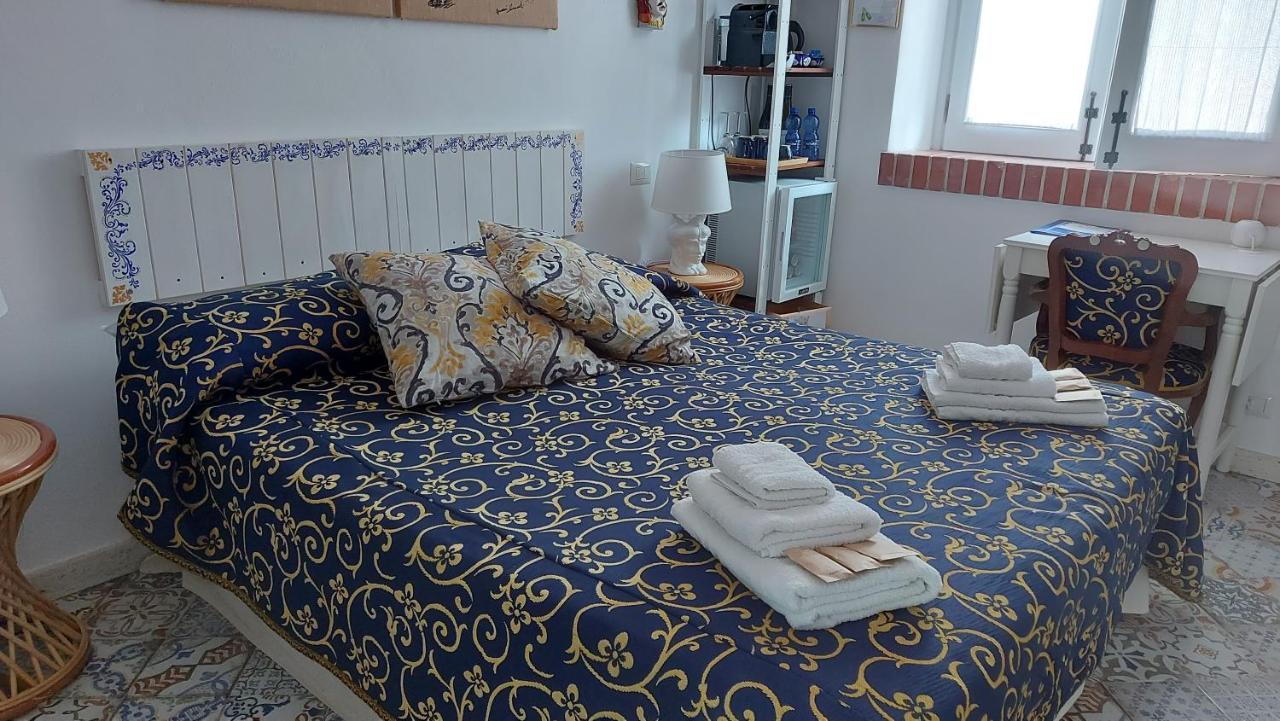 Vfh Villa Flavia Eco B&B - 50 Metri Dal Mare Санта-Флавія Екстер'єр фото