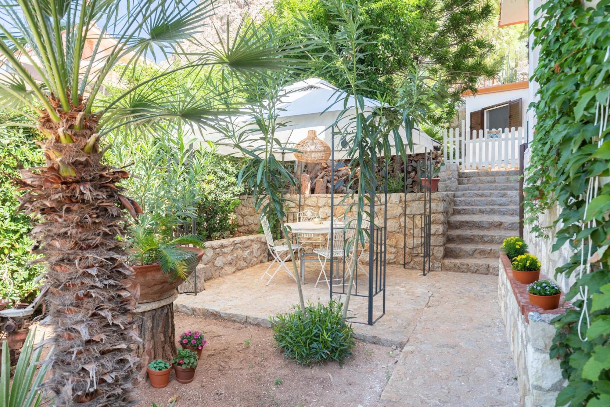 Vfh Villa Flavia Eco B&B - 50 Metri Dal Mare Санта-Флавія Екстер'єр фото