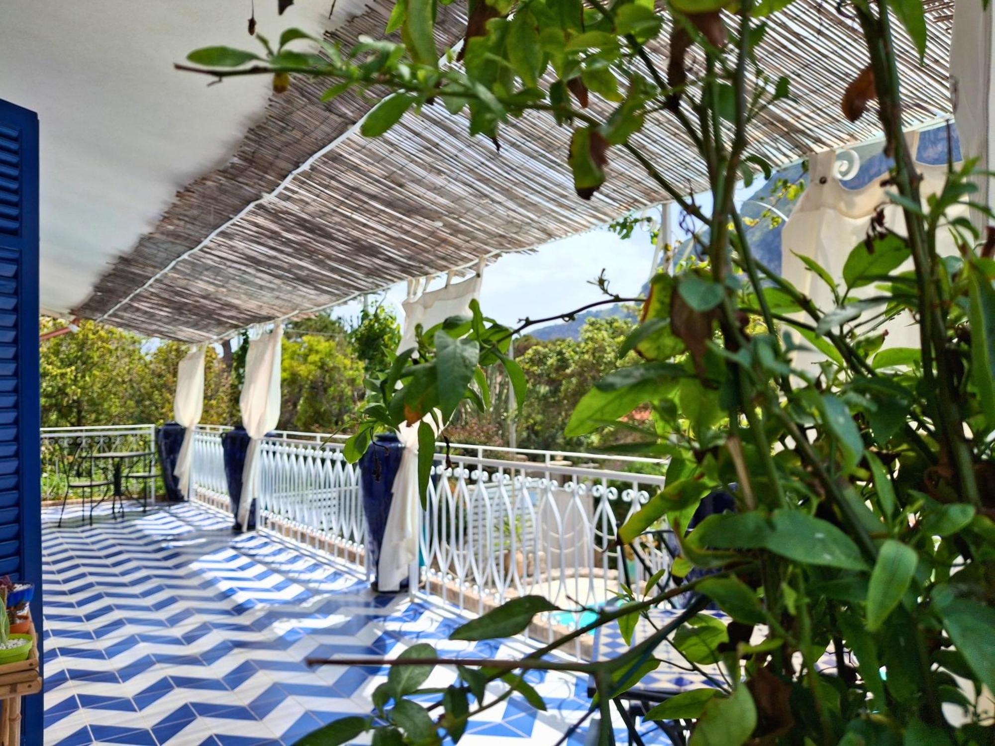 Vfh Villa Flavia Eco B&B - 50 Metri Dal Mare Санта-Флавія Екстер'єр фото