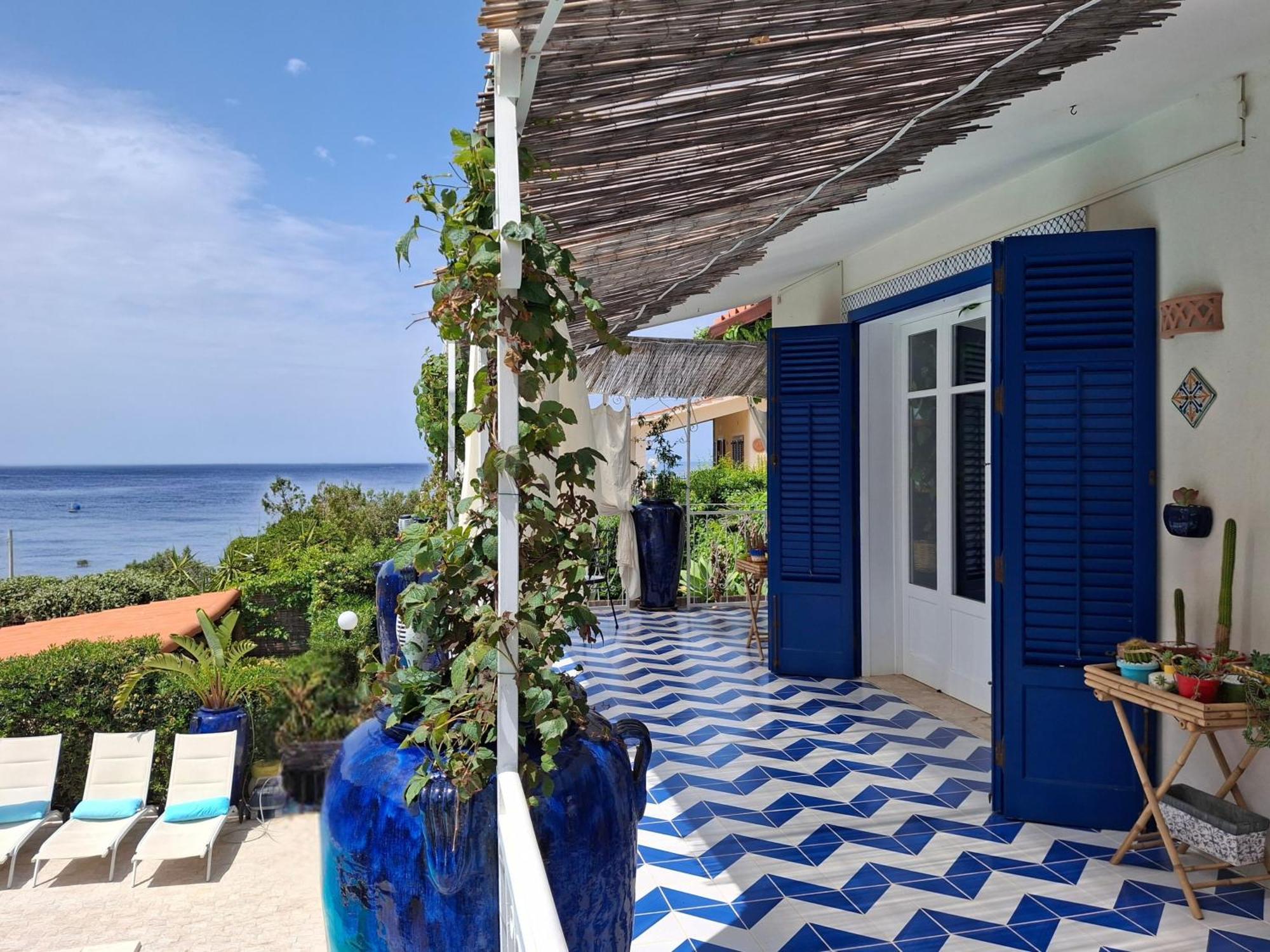 Vfh Villa Flavia Eco B&B - 50 Metri Dal Mare Санта-Флавія Екстер'єр фото