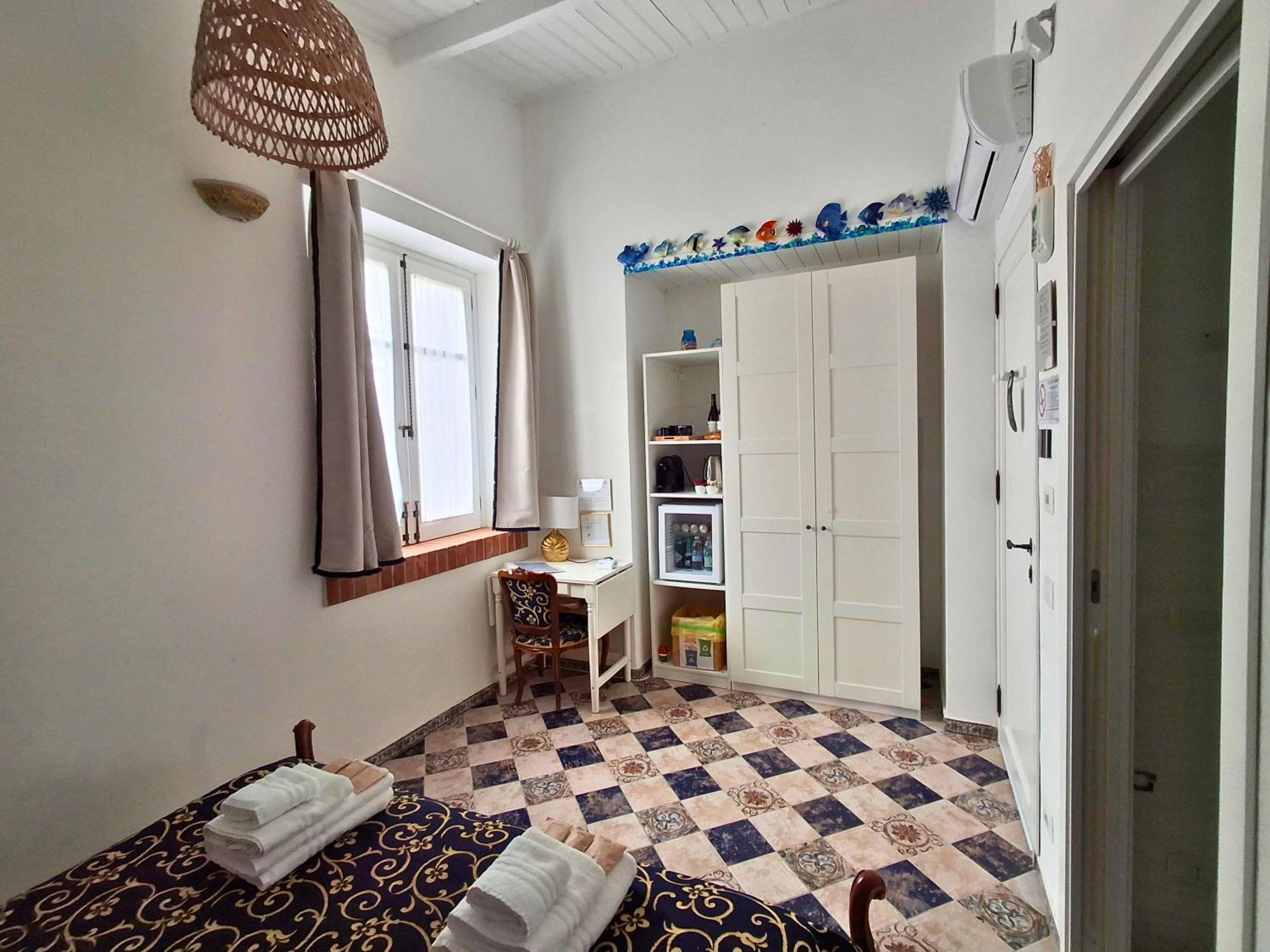 Vfh Villa Flavia Eco B&B - 50 Metri Dal Mare Санта-Флавія Екстер'єр фото