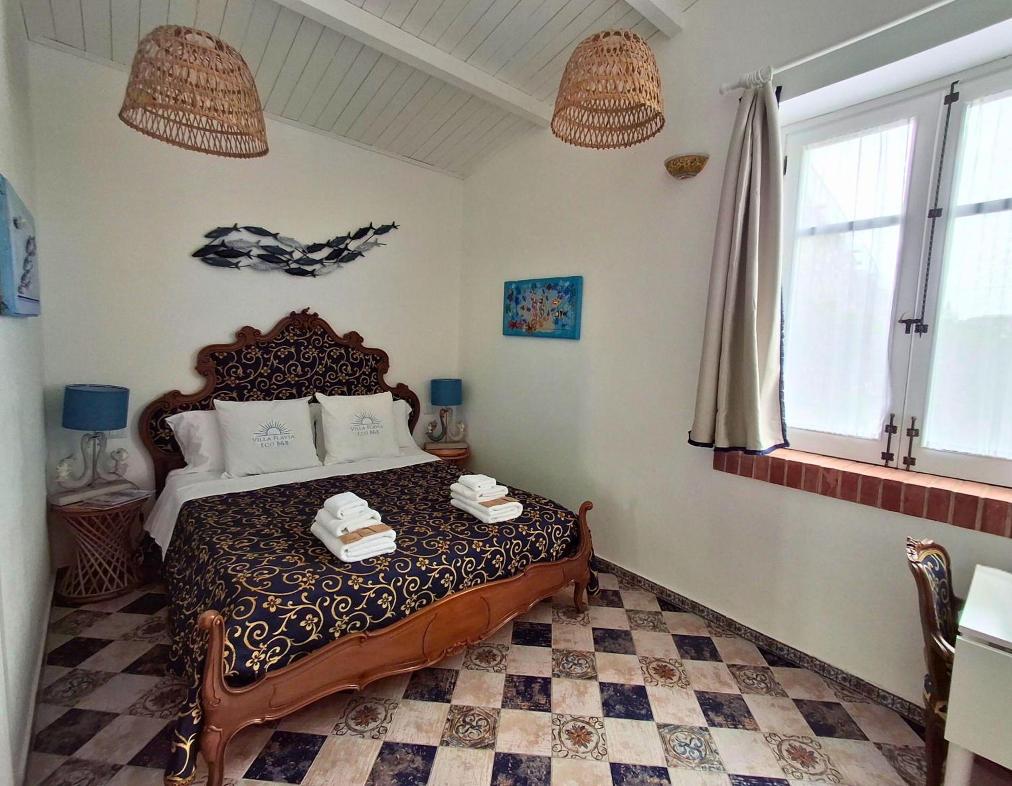 Vfh Villa Flavia Eco B&B - 50 Metri Dal Mare Санта-Флавія Екстер'єр фото